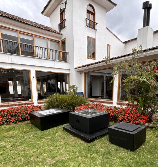 Más de 50 años creando calidez y estilo